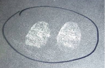Workpiece: Glass plate  Dirt: Fingerprint  Before cleaning